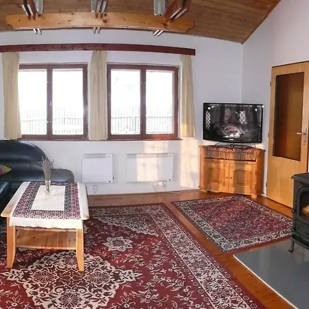 Two-bedroom Lipnice 1